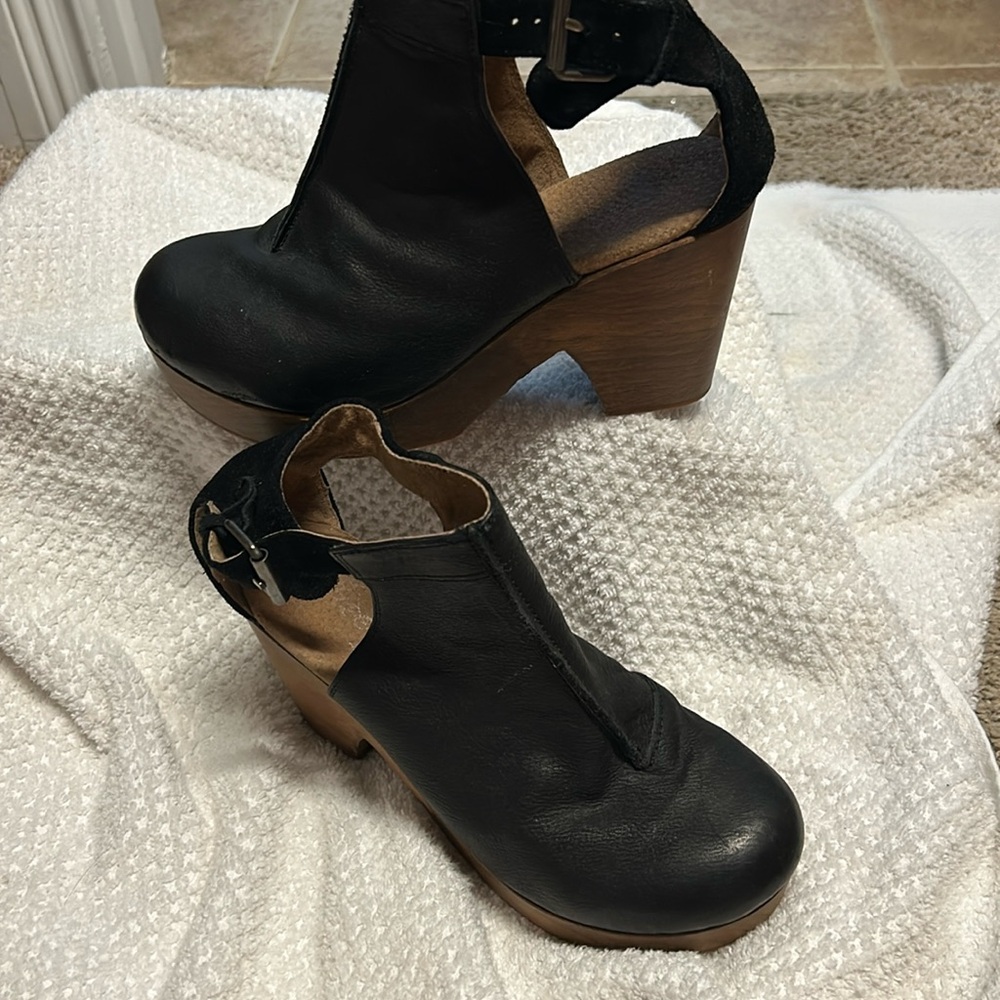 Free People Clog